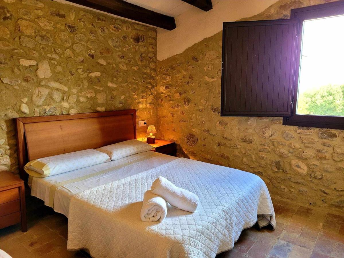 Masia Para Grupos Con Piscina Privada28 Pax Cabanelles Экстерьер фото